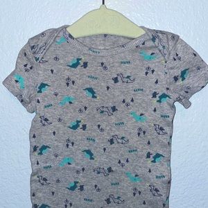 Carter’s (Just One You) 6 month Onesie Short Sleeve Print